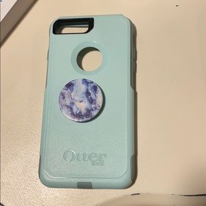 iPhone 6s Plus Otterbox and Pop Socket